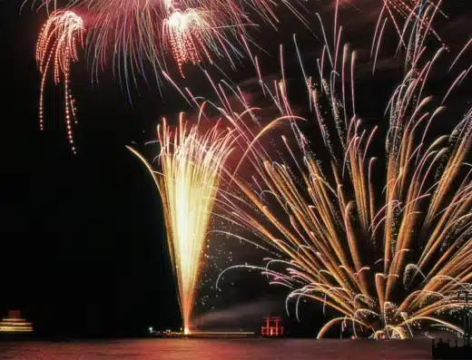 Lake Ashinoko Summer Festival Week